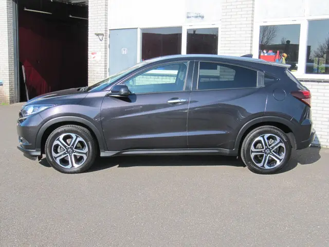 Honda HR-V 1.5 i-VTEC Executive 2017 Benzine 10