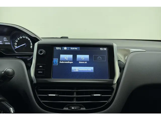 Peugeot 208 1.2 PureTech Urban Soul 2015 Benzine 26