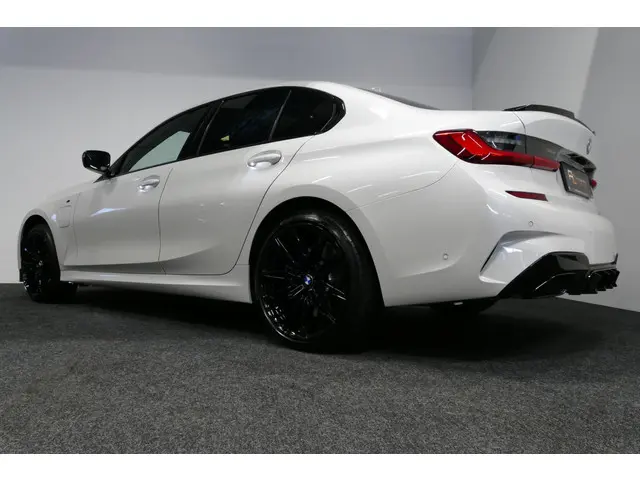 BMW 3 Serie 330e M Sport 2020 Hybride Benzine 4