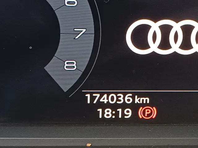 Audi Q3 35 TFSI S edition 2021 Hybride Benzine 52