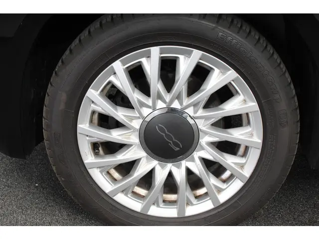 Fiat 500C 1.2 Lounge Automaat 2019 Benzine 3