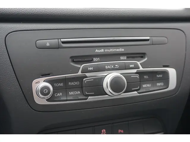 Audi Q3 1.4 TFSI CoD Adrenalin 2017 Benzine 15