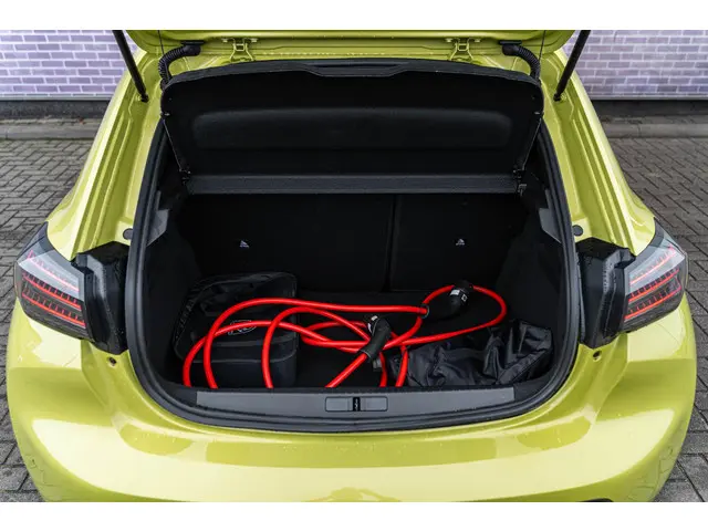 Peugeot e-208 EV GT 51 kWh 2024 Elektrisch 39