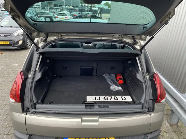 Peugeot 3008 1.6 THP Style 2015 Benzine 14