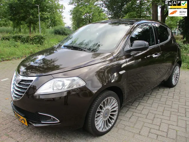 Lancia Ypsilon 0.9 TwinAir Platinum 2012 Benzine