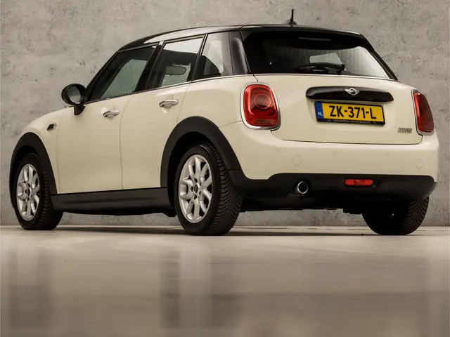 MINI Cooper Mini 1.5 Pepper 2018 Benzine 3