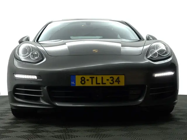 Porsche Panamera 3.0 4S Executive- 2014 Benzine 36
