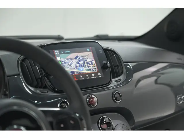 Fiat 500 1.0 Hybrid Dolcevita 2022 Benzine 54