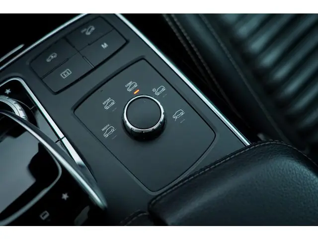 Mercedes-Benz GLS 500 4MATIC 2015 Benzine 18