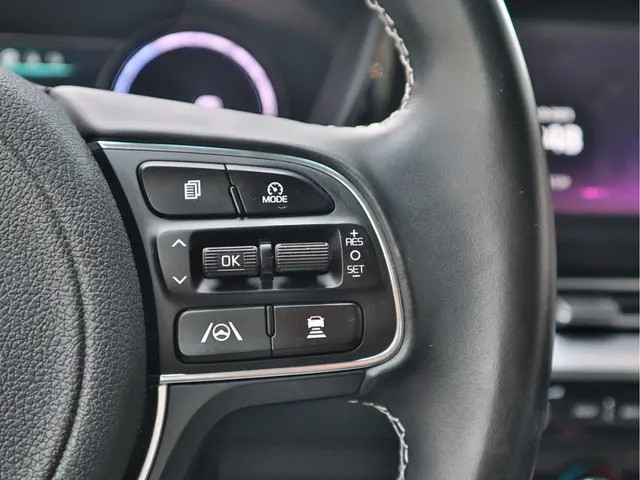 Kia e-Niro DynamicLine 64 kWh 2022 Elektrisch 17