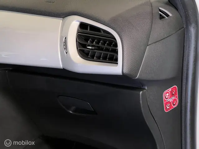 Citroën DS3 1.4 HDiF Chic 2014 Diesel 17