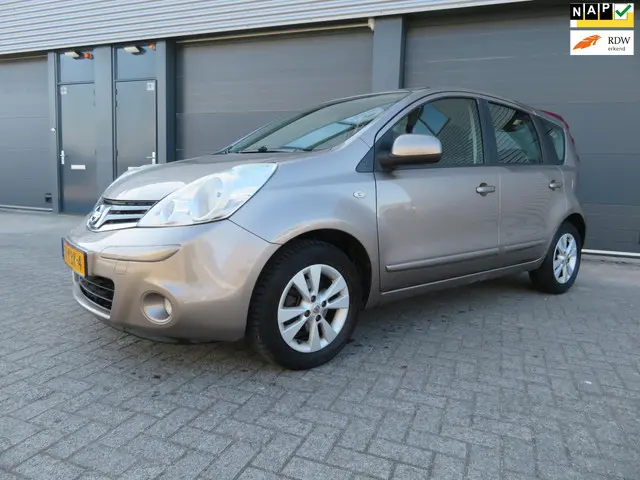 Nissan Note 1.6 Acenta 2009 Benzine