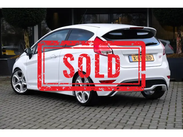 Ford Fiesta VERKOCHT 2013 Benzine 6