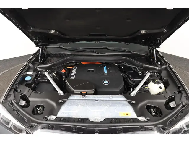 BMW X3 xDrive30e 2022 Hybride Benzine 27