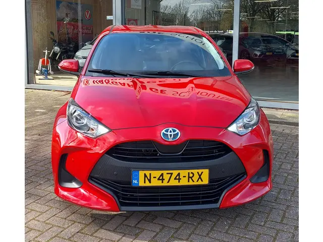 Toyota Yaris 1.5 Hybrid Active 2022 Hybride Benzine 3