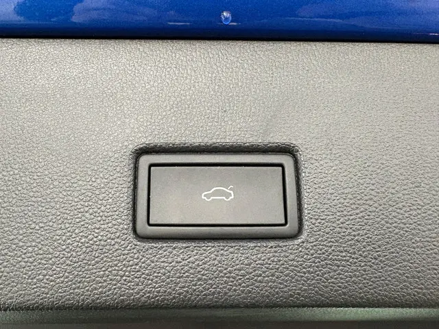 Volkswagen T-Roc 1.5 TSI Sport Business R 2021 Benzine 33