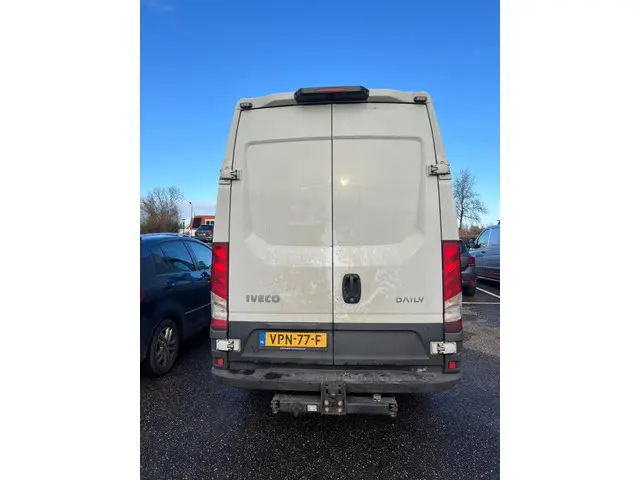 Iveco Daily 35C15V 3.0 352 H2 Dubbel lucht 2017 Diesel 6
