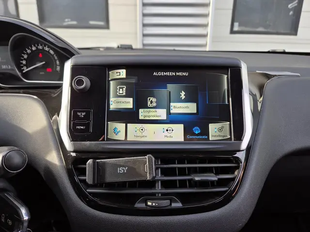 Peugeot 208 1.2 VTi Urban Soul 2013 Benzine 25