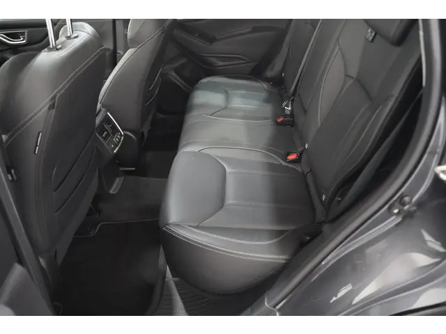 Subaru Forester 2.0i e-BOXER First Edition 2021 Benzine 15