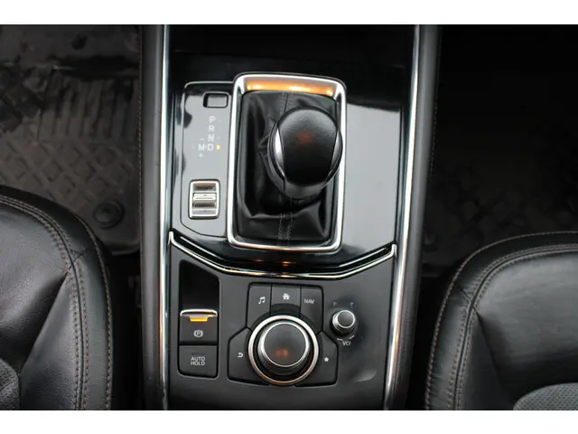 Mazda CX-5 2.5 SkyActiv-G 194 Luxury 2019 Benzine 23