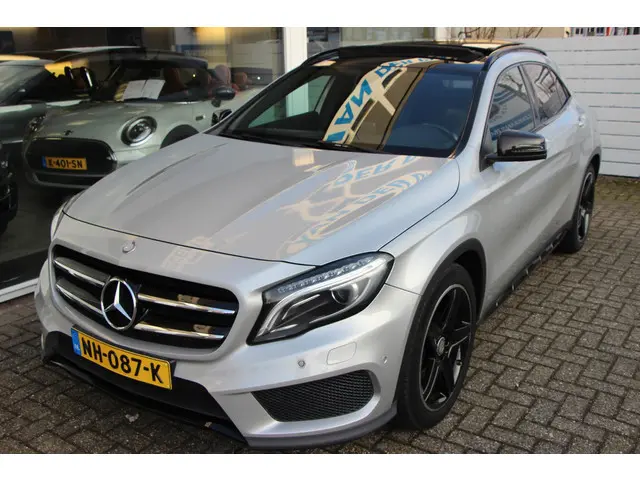 Mercedes-Benz GLA 3