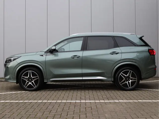 DFSK E5 PHEV 1.5 2025 Hybride Benzine 22