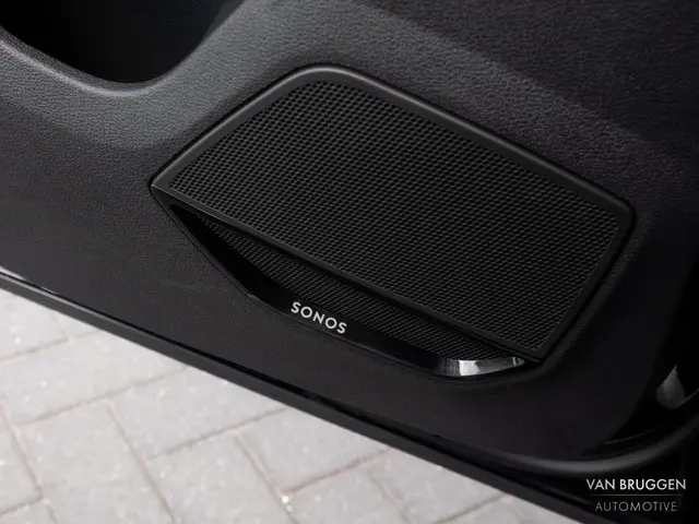 Audi Q3 45 TFSI E S-Line 2022 Hybride Benzine 35