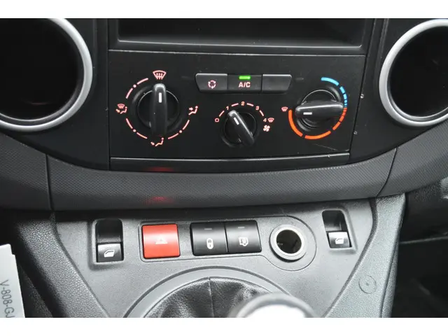 Citroën Berlingo 1.6 BlueHDI 75 Comfort 2017 Diesel 13