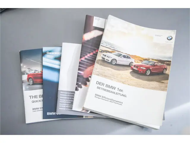 BMW 1 Serie Cabrio 120i High Executive 2012 Benzine 47