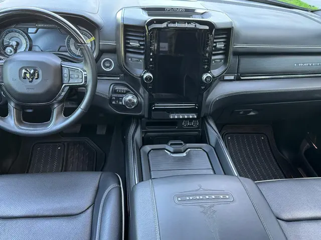 RAM 1500 5.7 Limited Night NL-AUTO 2023 LPG/Gas 16