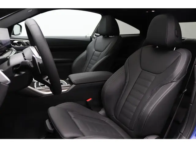 BMW 4 Serie Coupé 420i 2025 Benzine 10