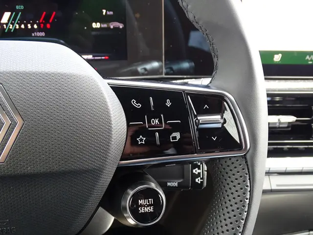 Renault Clio 1.2 TCe 115 techno 2026 Benzine 25