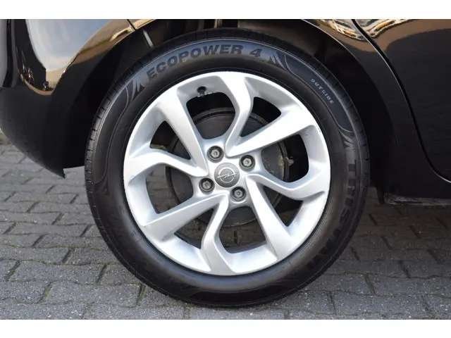 Opel Corsa 1.4 Online Edition 2018 Benzine 20