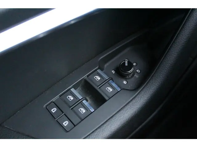 Audi A6 Avant 40 TFSI Pro line 2022 Benzine 27