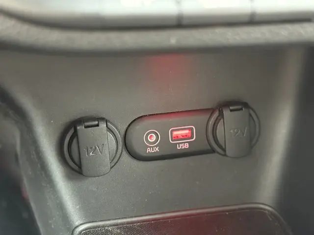 Kia cee'd Sportswagon 1.6 GDI DynamicLine 2018 Benzine 33