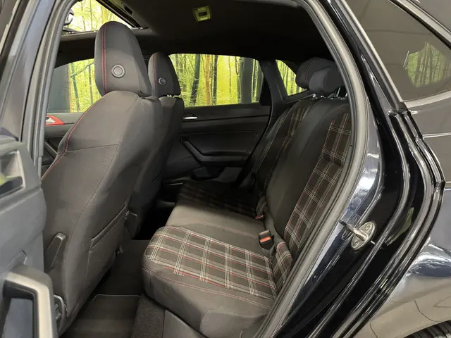 Volkswagen Polo 2.0 TSI GTI 2019 Benzine 33