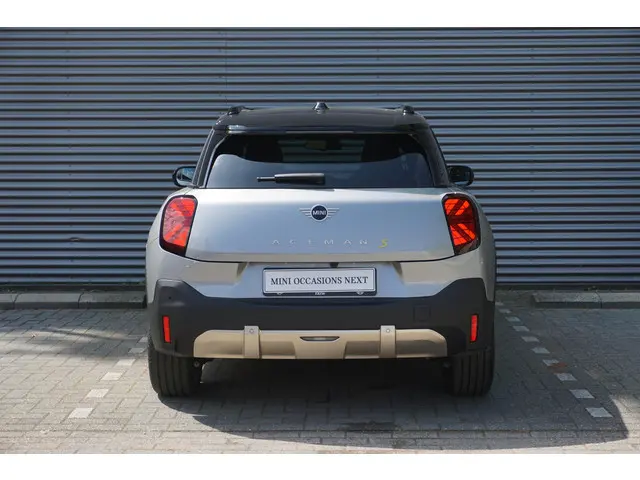MINI Aceman SE 2025 Elektrisch 4