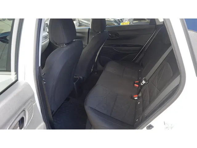 Hyundai Bayon 1.0 T-GDI Comfort Automaat 2024 Benzine 8