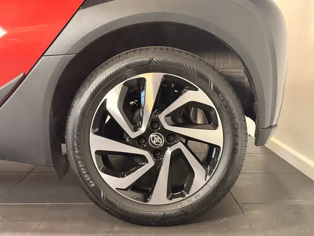 Toyota Aygo X 1.0 VVT-i S-CVT Pulse 2024 Benzine 6