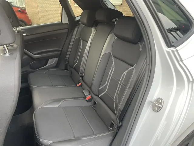 Volkswagen Polo 1.0 TSI R-Line DSG /Pano/ LED 2018 Benzine 11