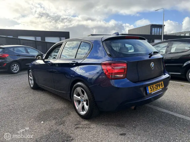 BMW 1 Serie 114i EDE Business+ 2013 Benzine 6