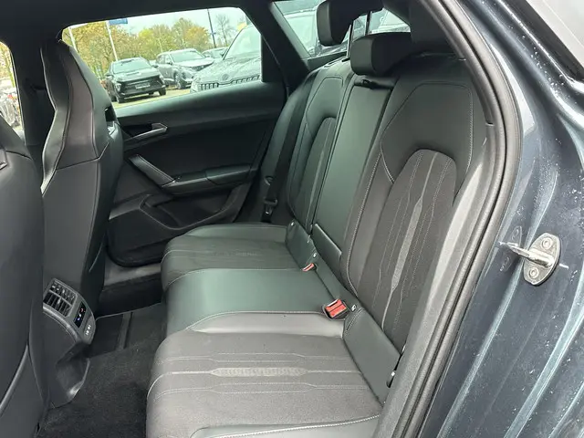 CUPRA Leon 1.4 eTSI PHEV FR 2022 Benzine 11