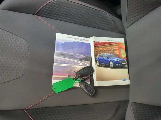 Ford Focus Wagon 1.0 ST-Line 2018 Benzine 8