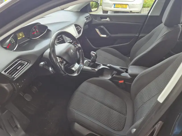Peugeot 308 SW 1.2 PureTech Blue Lease 2017 Benzine 5