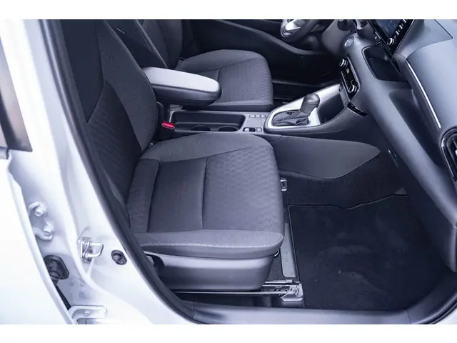 Toyota Yaris 1.5 Hybrid 115 Comfort 2022 Hybride Benzine 43