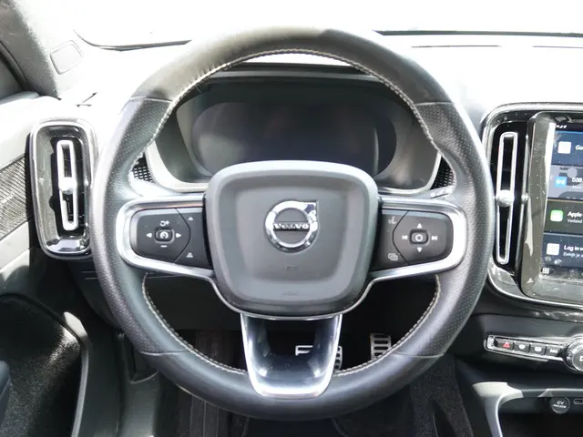 Volvo XC40 Recharge P8 AWD R-Design 2020 Elektrisch 31