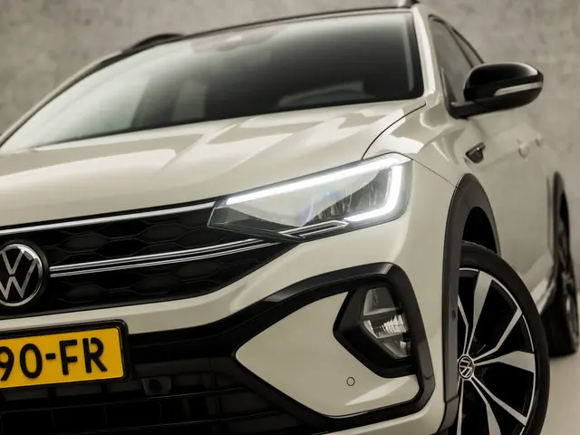 Volkswagen Taigo 1.0 TSI R-Line Sport 2023 Benzine 12