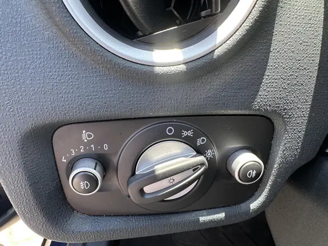 Ford Fiesta 1.25 Titanium 2012 Benzine 23