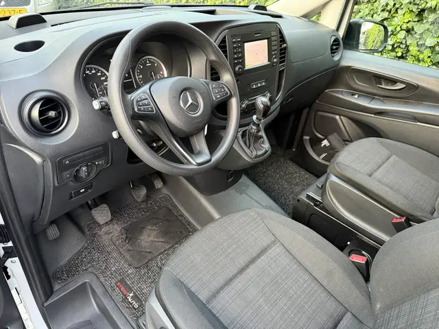 Mercedes-Benz Vito 114 CDI Lang 2019 Diesel 9