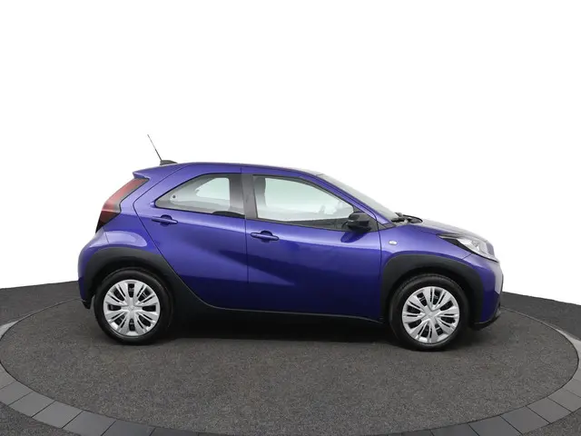 Toyota Aygo X 1.0 VVT-i MT Play 2024 Benzine 13